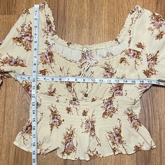 Floral Print Square Neckline Crop Top long sleeve rush blouse - Picture 11 of 11